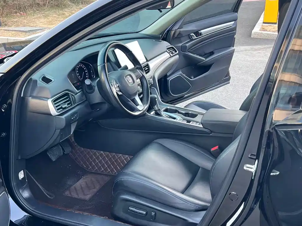 Honda Accord 2023