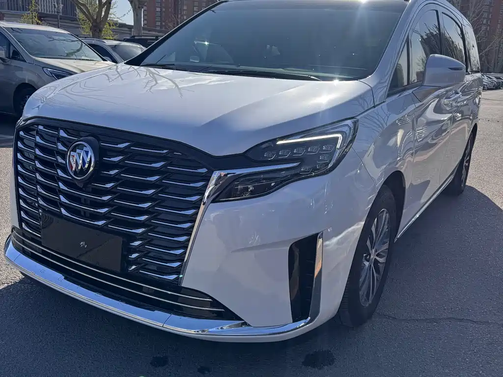 Buick GL8 2023