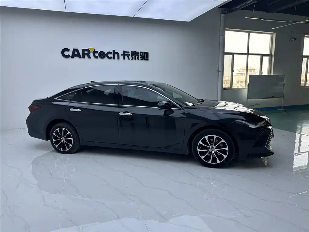 Toyota Avalon 2023