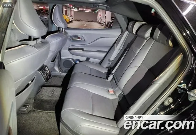 Toyota Crown 2025