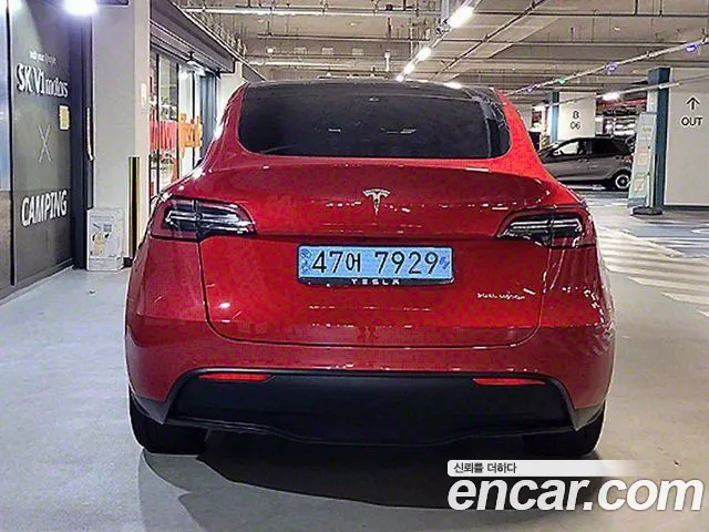 Tesla Model Y 2021