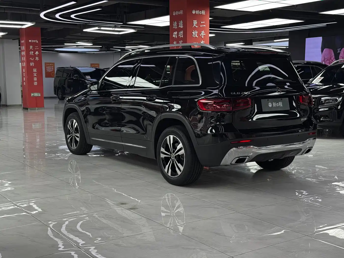 Mercedes-Benz GLB 2024