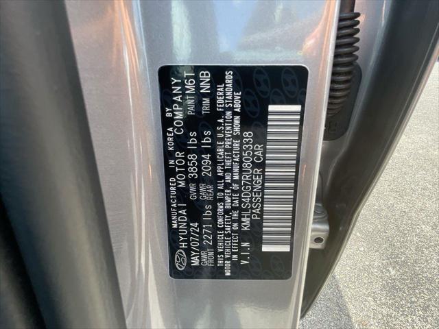 Hyundai Elantra 2024