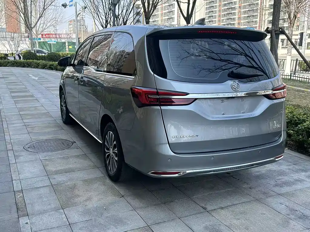 Buick GL8 2022