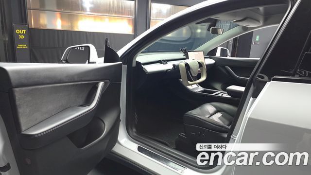 Tesla Model Y 2021