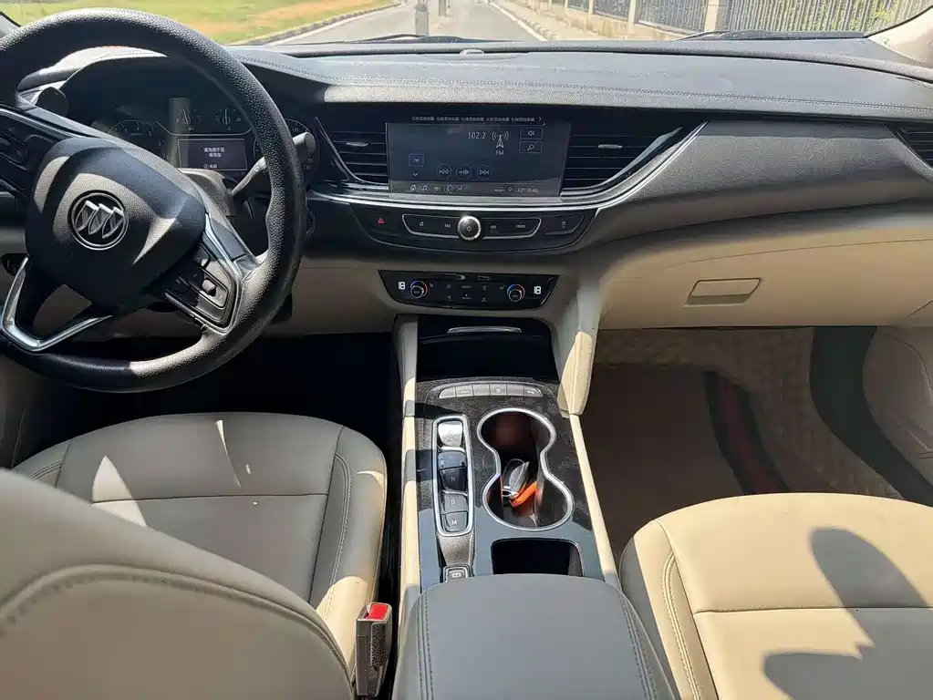 Buick Regal 2021