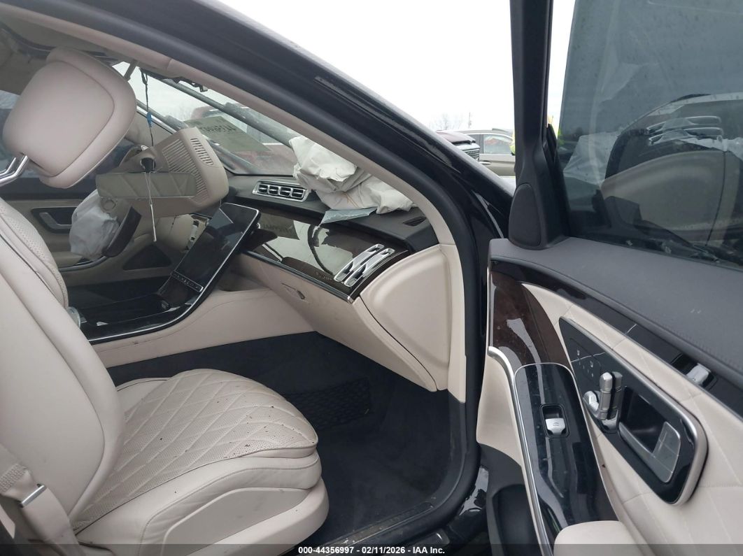 Mercedes-Benz S-Класс 2021