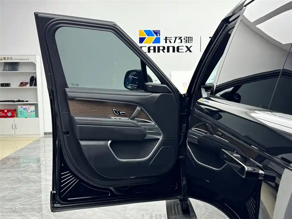 Land Rover Range Rover 2025