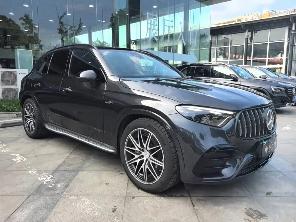 Mercedes-Benz GLC AMG 2025