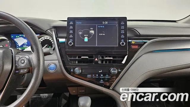 Toyota Camry 2024