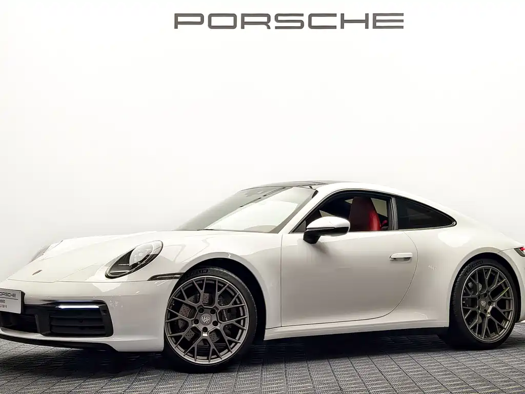 Porsche 911 2023