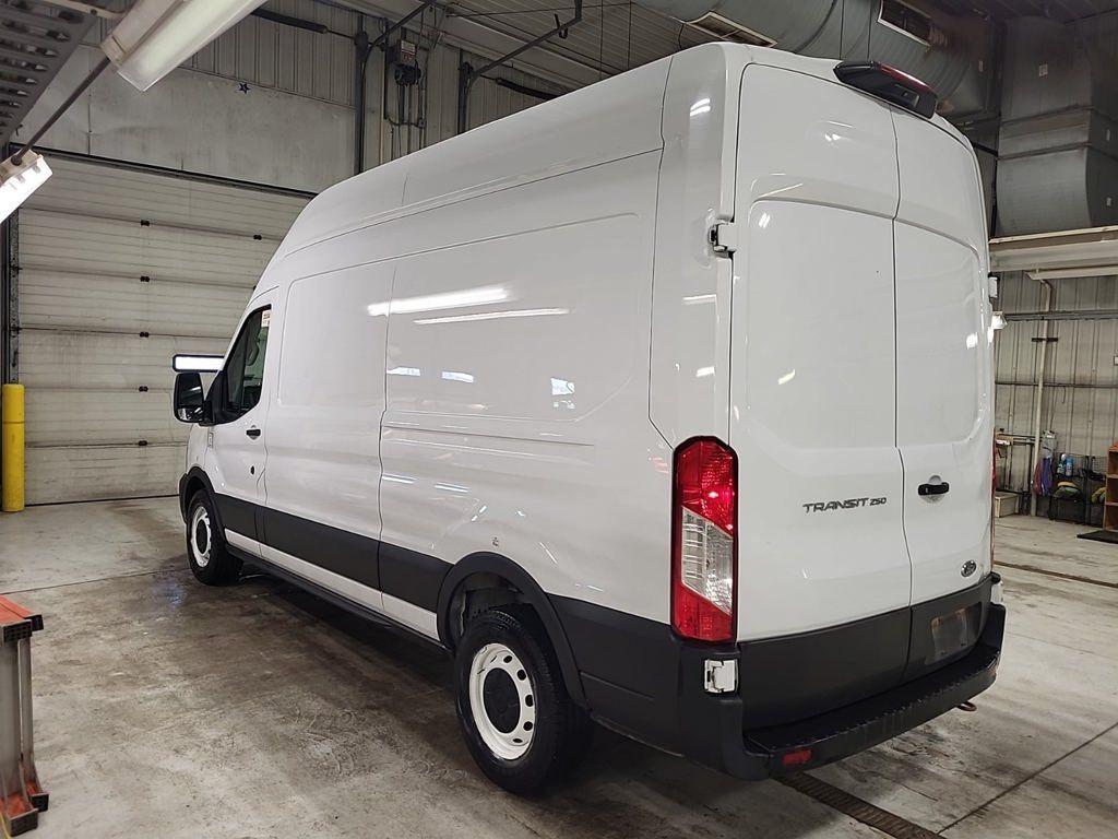 Ford Transit 2021