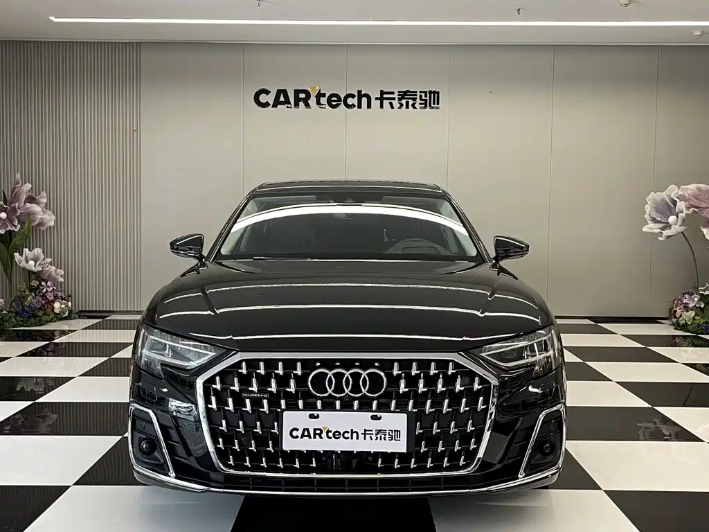 Audi A8 2023