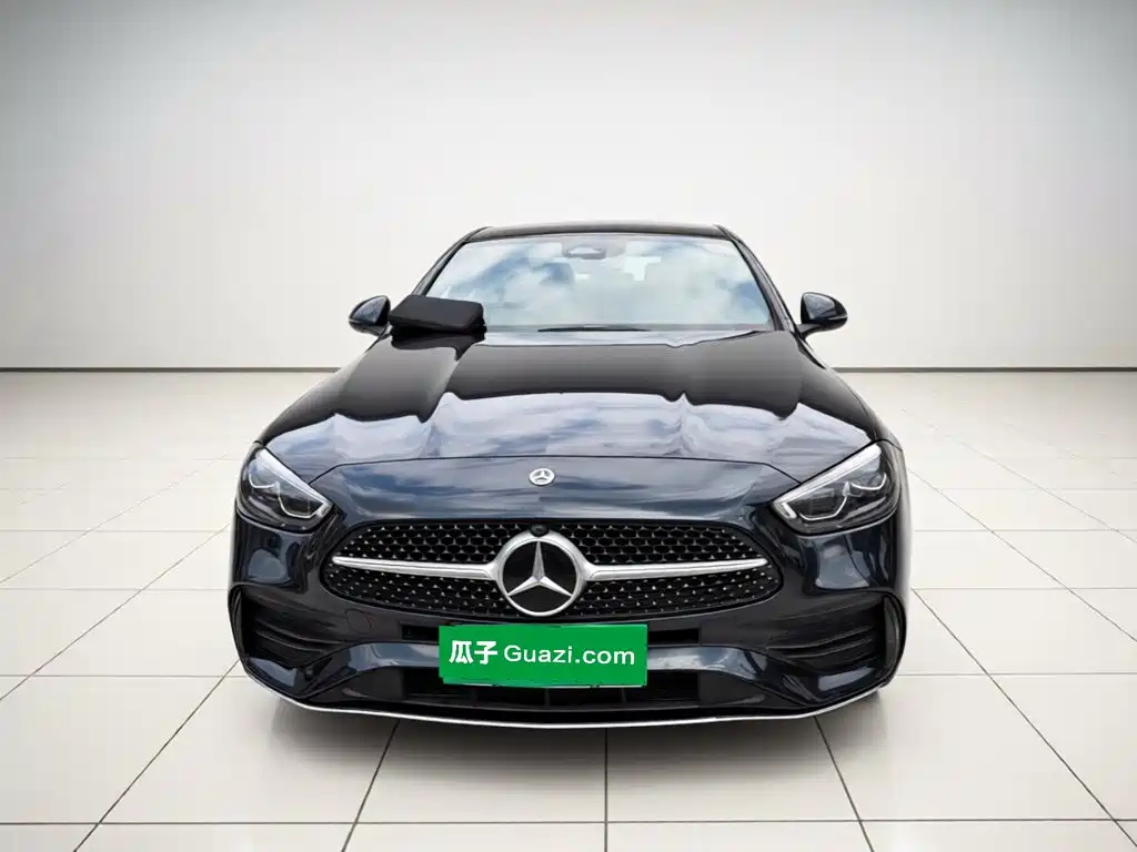 Mercedes-Benz C-Класс 2024