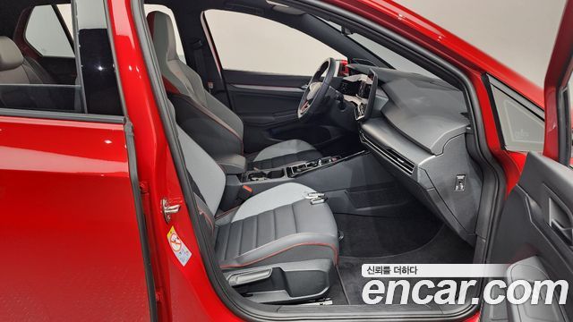 Volkswagen Golf 2025
