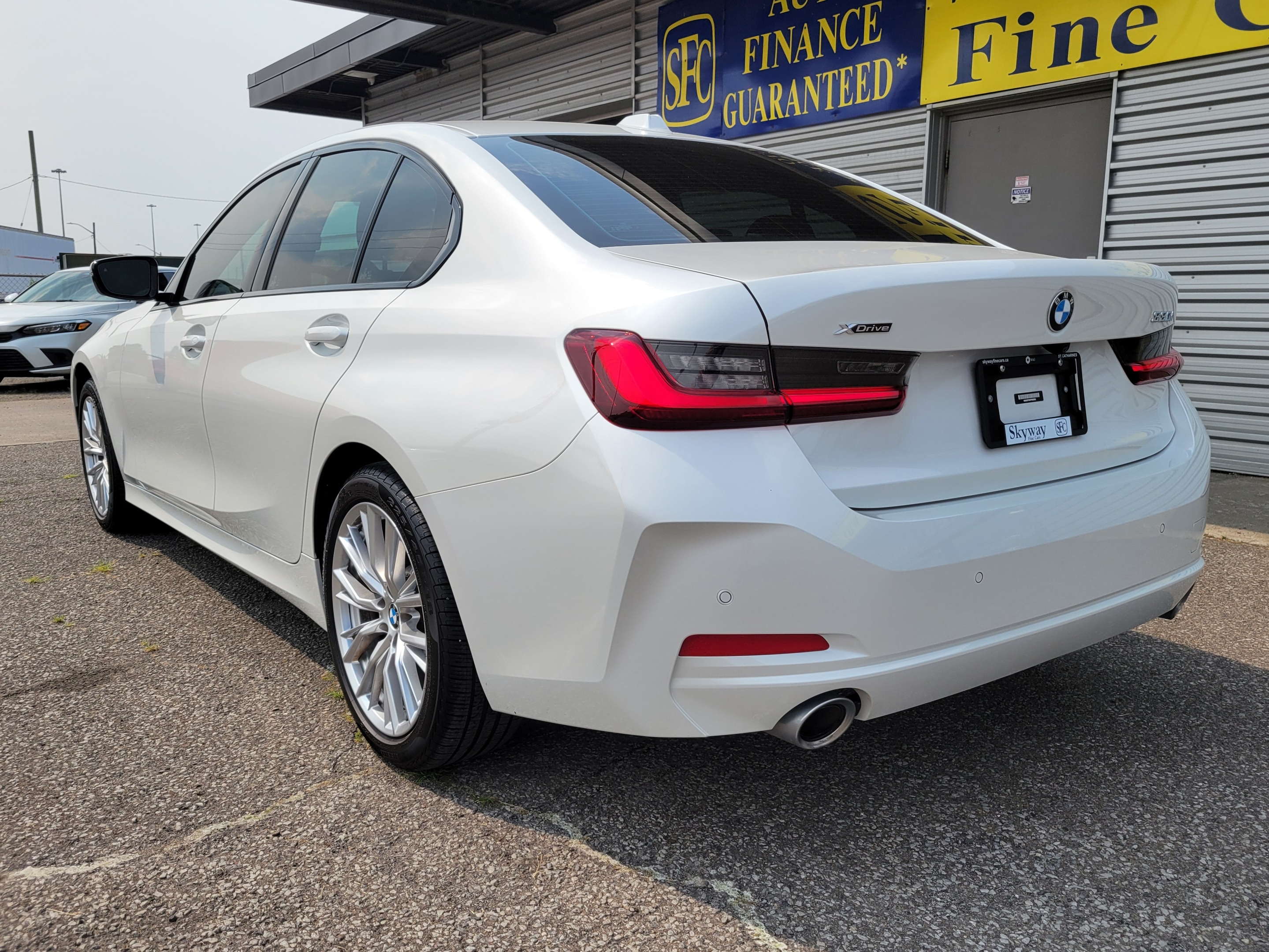 BMW 3 серии 2023