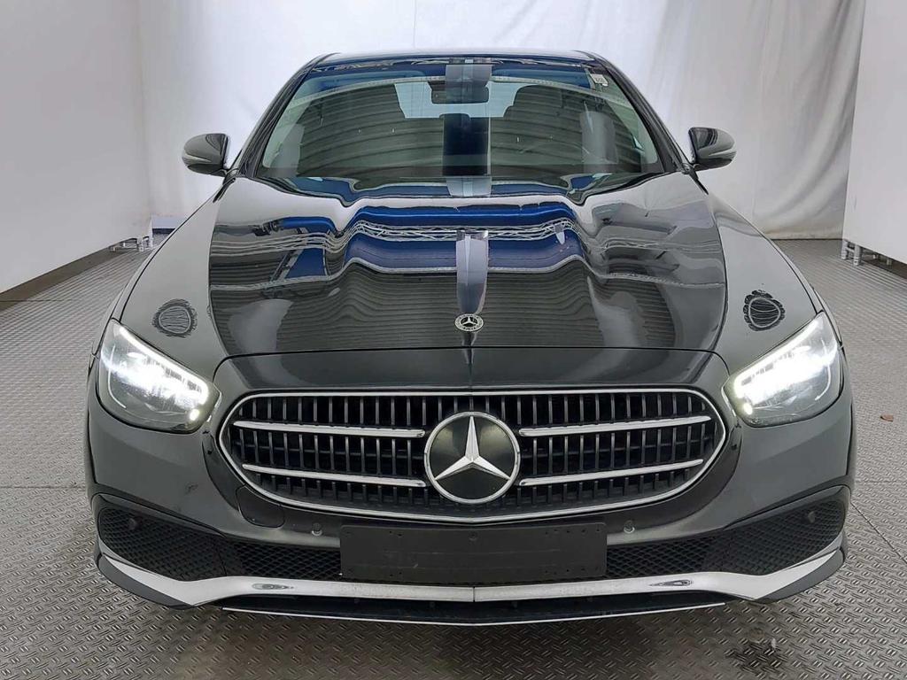 Mercedes-Benz E 200 2022