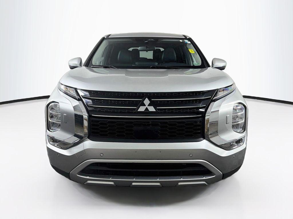 Mitsubishi Outlander 2024