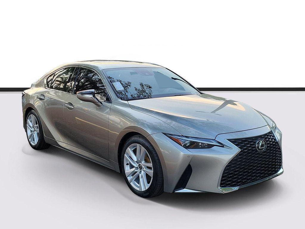 Lexus IS 300 2023