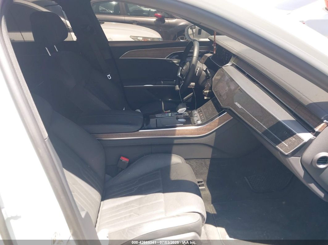 Audi A8 2024