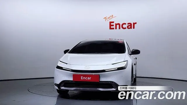 Toyota Prius 2024