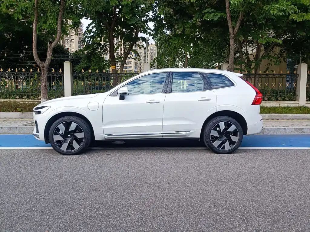 Volvo XC60 2024