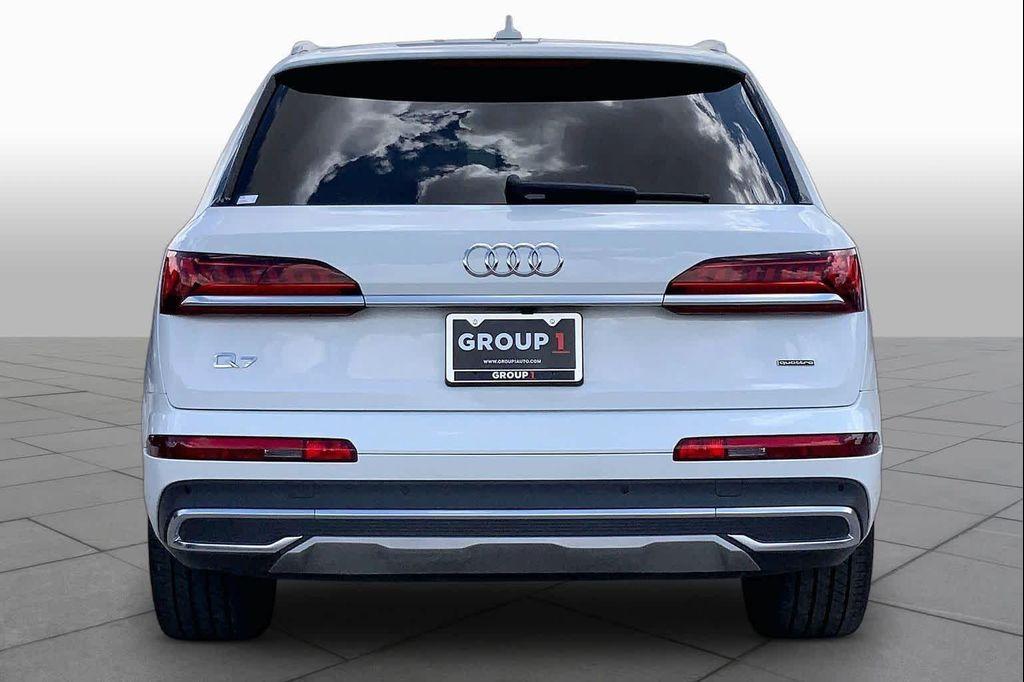 Audi Q7 2021