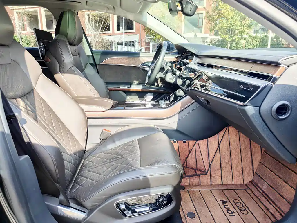 Audi A8 2021