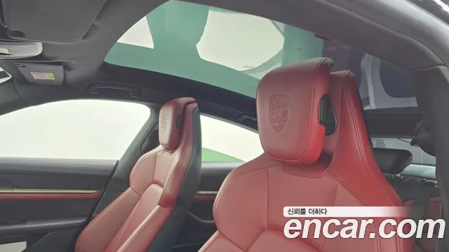 Porsche Taycan 2020