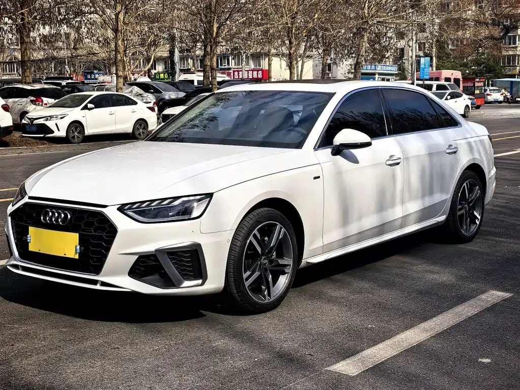 Audi A4 2021
