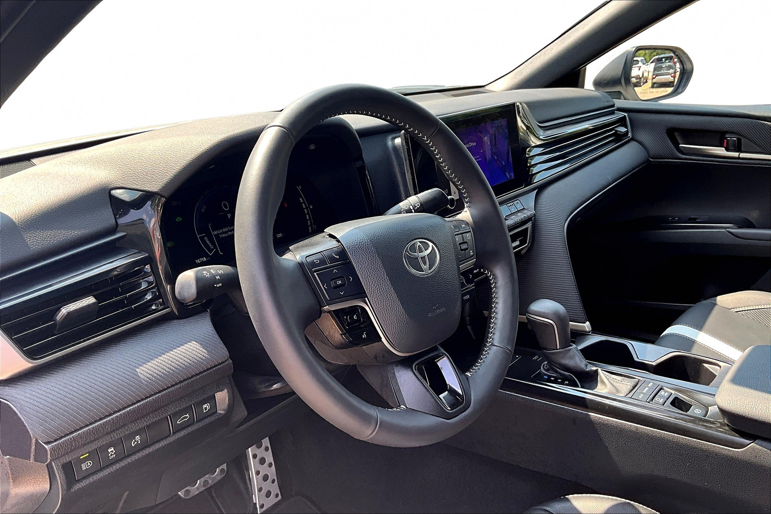 Toyota Camry 2025