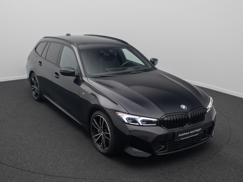 BMW 330 2023