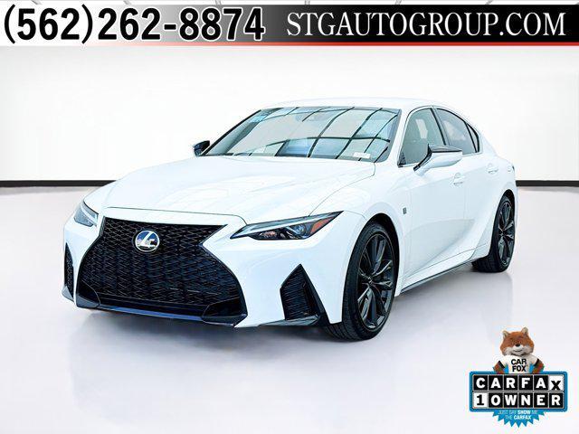 Lexus IS 300 2024