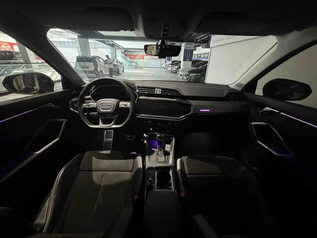 Audi Q3 2021