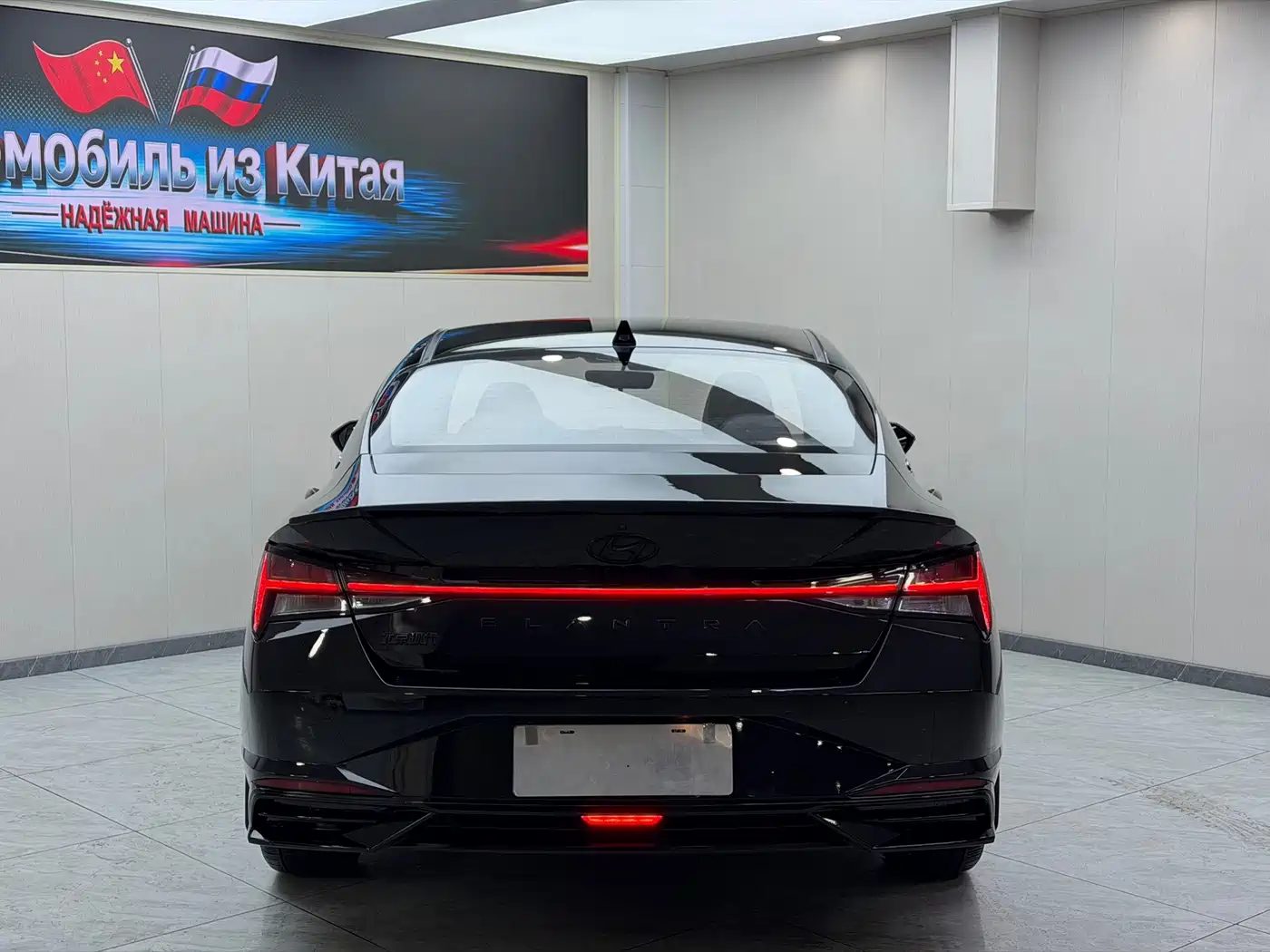 Hyundai Elantra 2022