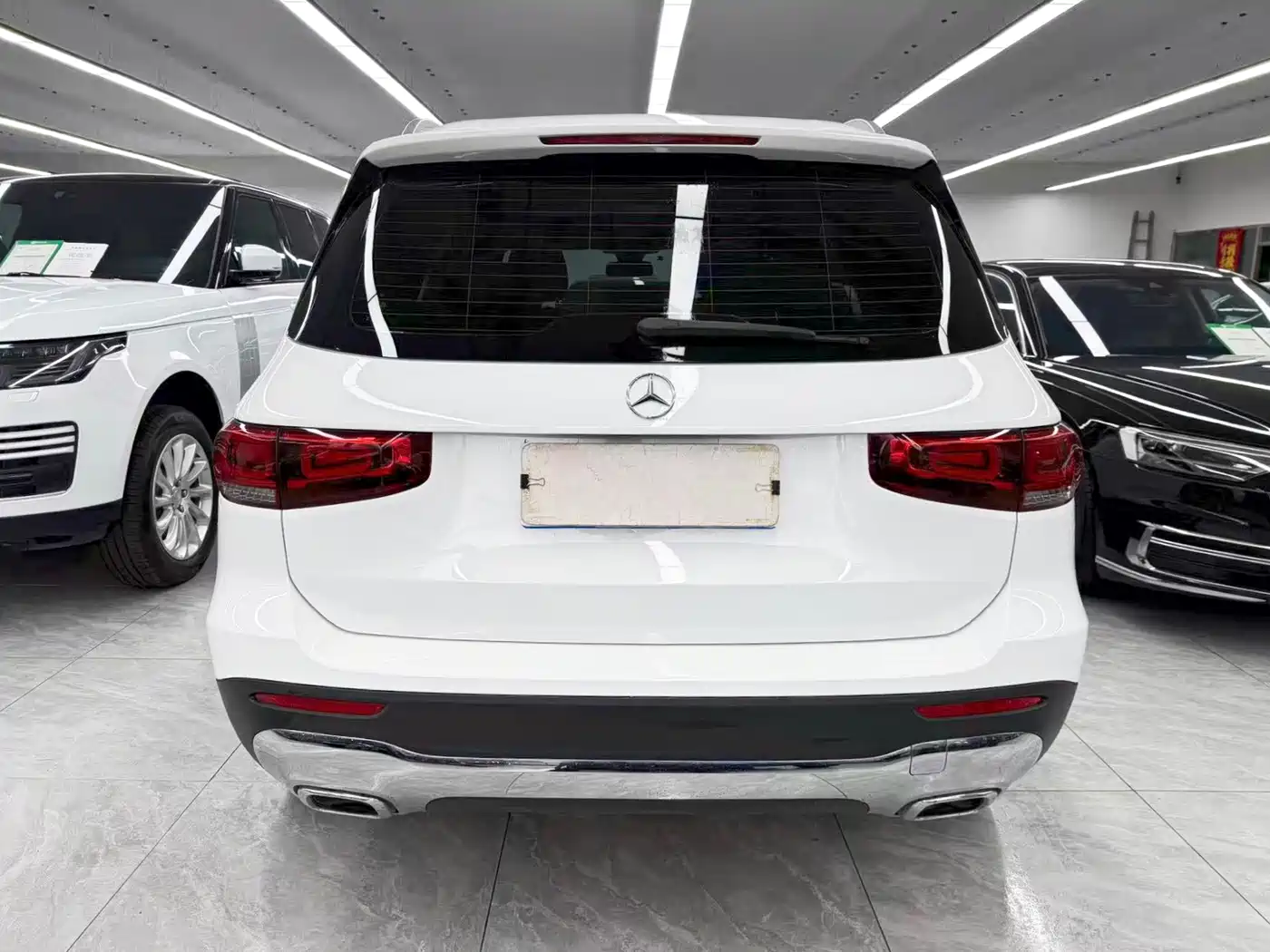 Mercedes-Benz GLB 2023