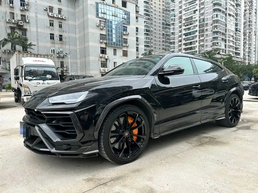Lamborghini Urus 2020