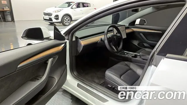 Tesla Model 3 2021