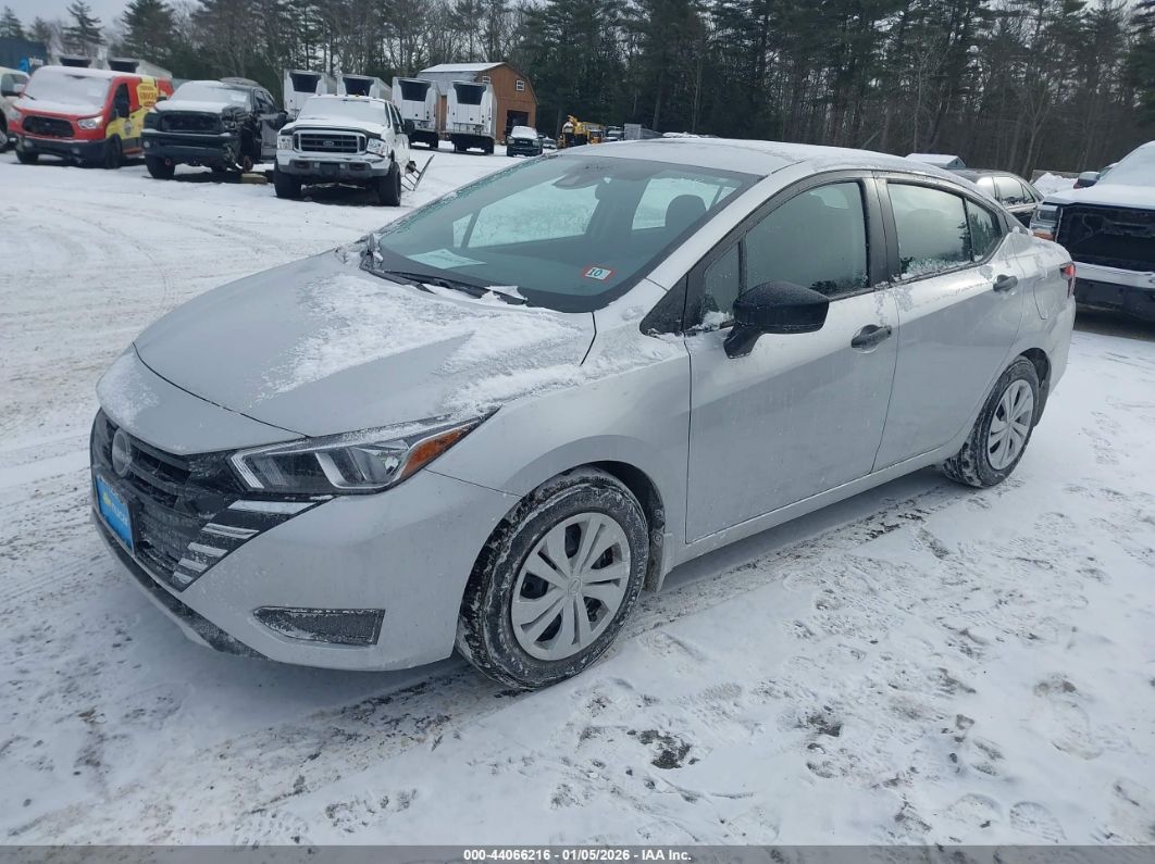 Nissan Versa 2024