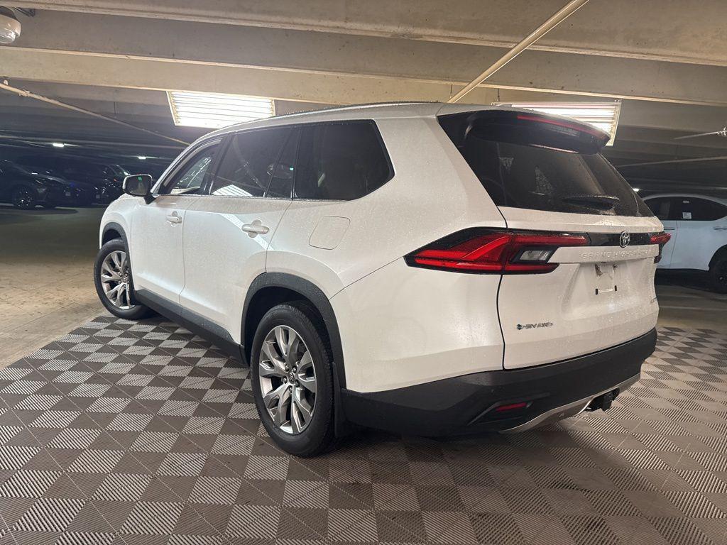 Toyota Grand Highlander 2024