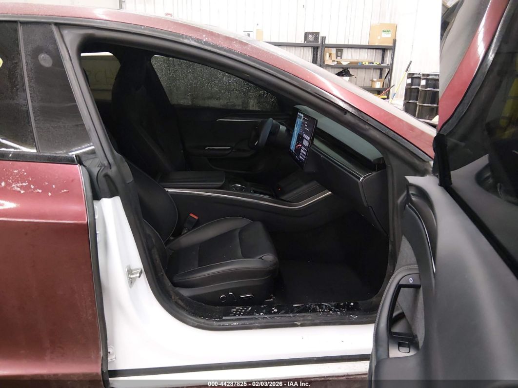 Tesla Model S 2022