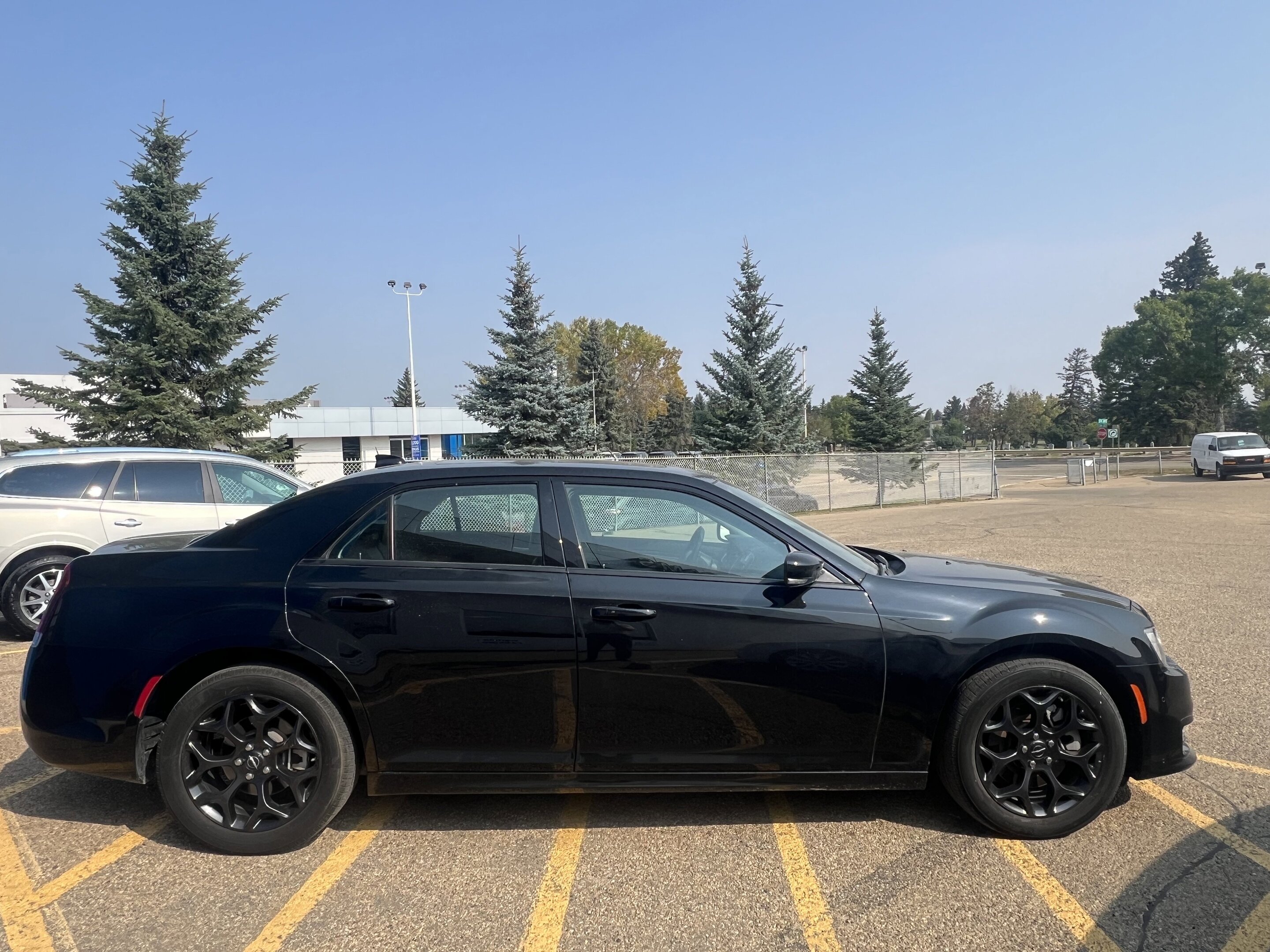 Chrysler 300 2023
