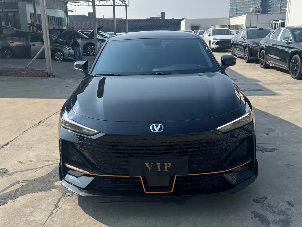 Changan UNI-V 2023