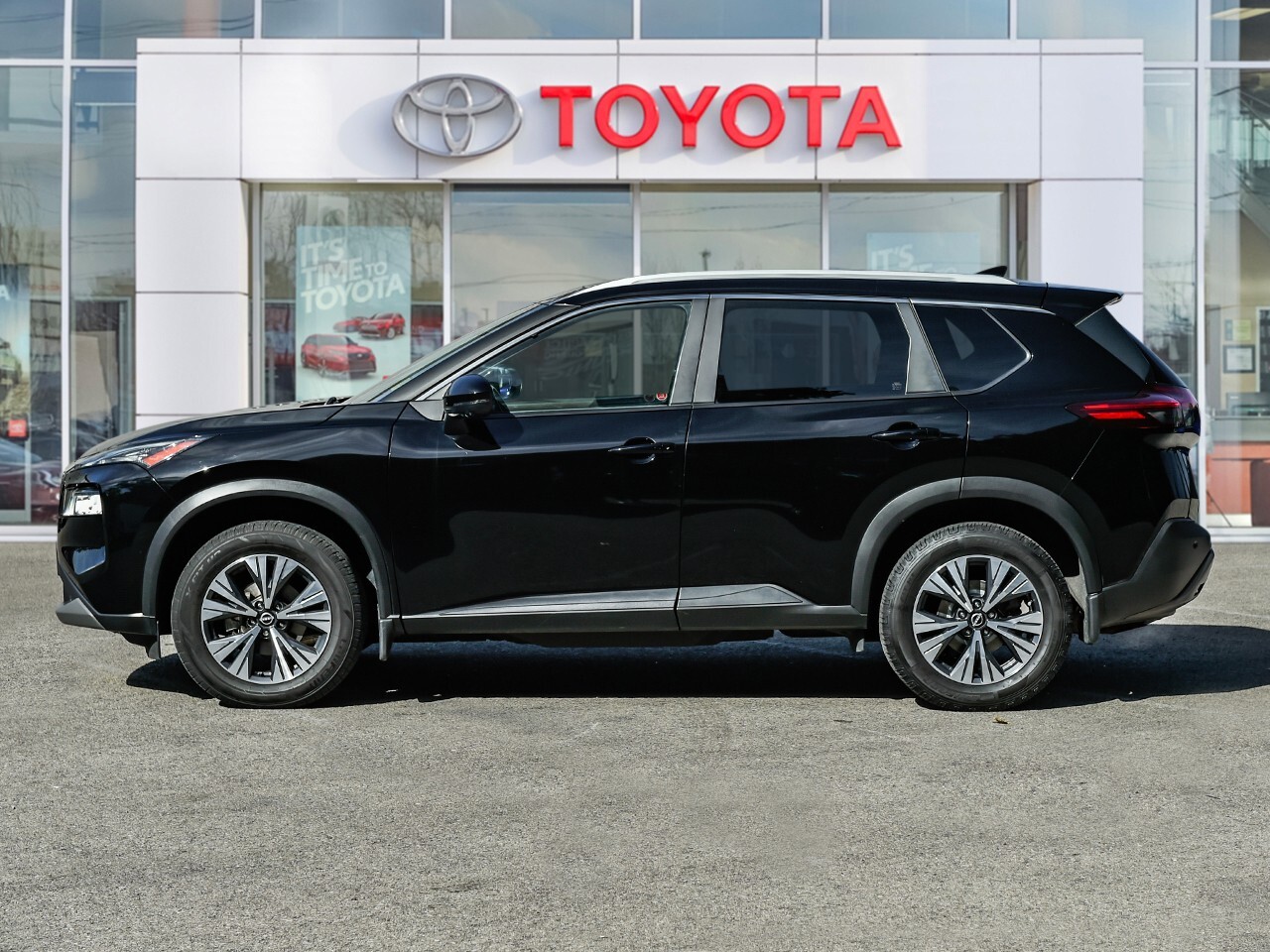Nissan Rogue 2023