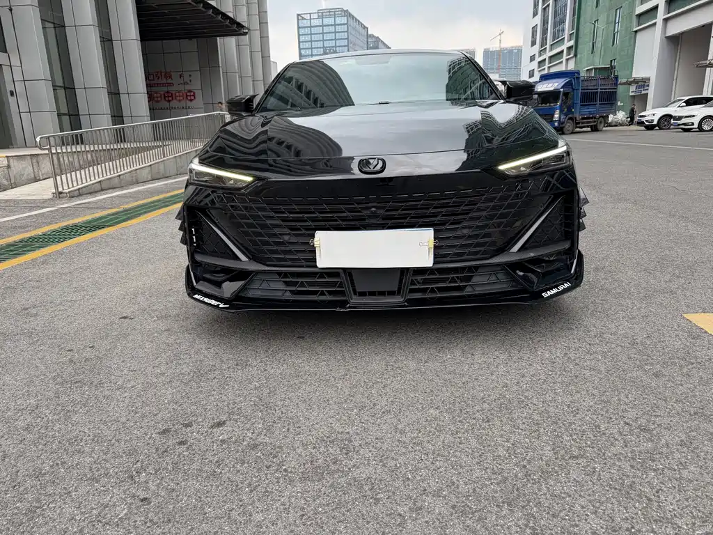 Changan UNI-V 2022