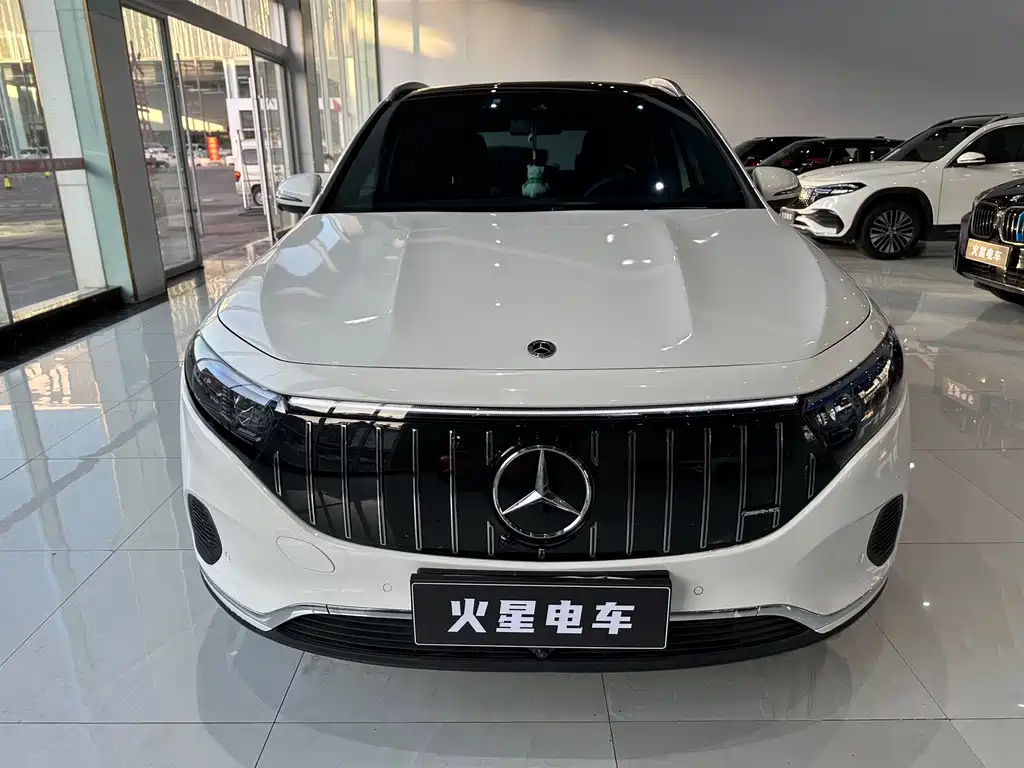 Mercedes-Benz EQA 2024