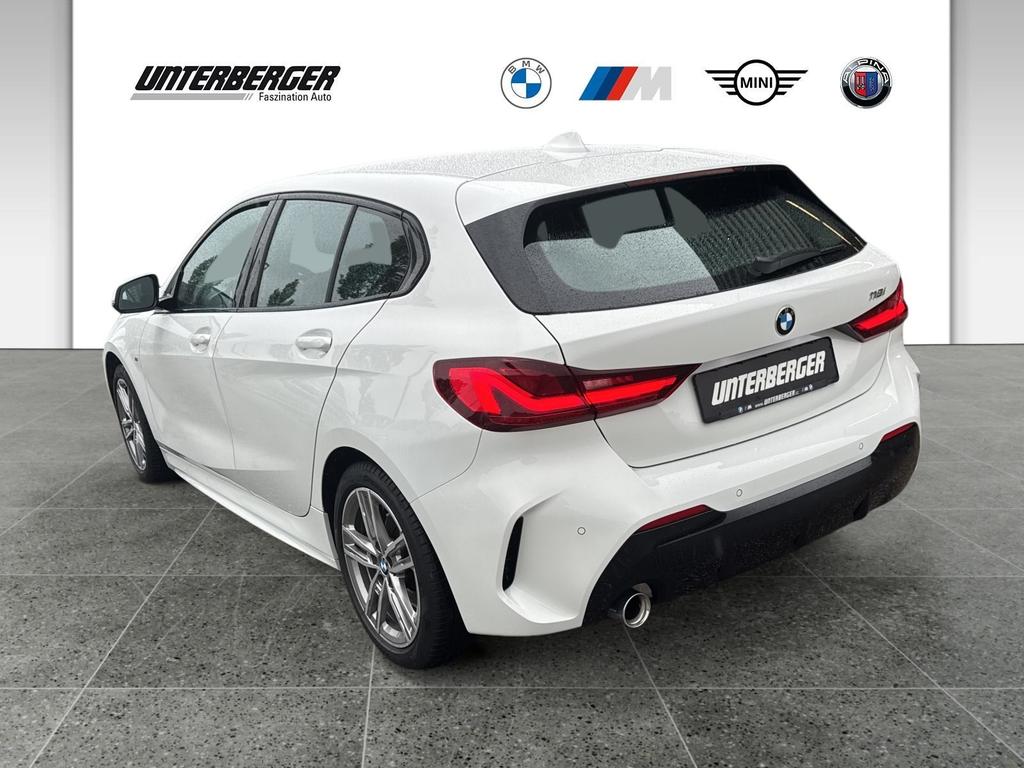 BMW 118 2022