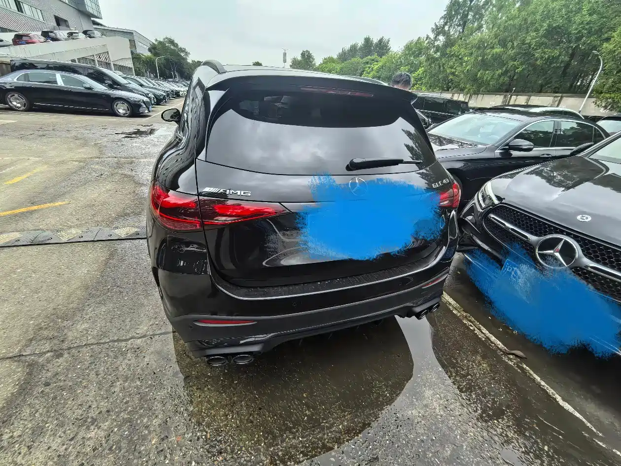 Mercedes-Benz GLC AMG 2025