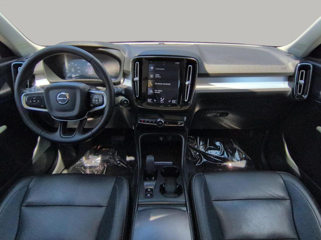 Volvo XC40 2021