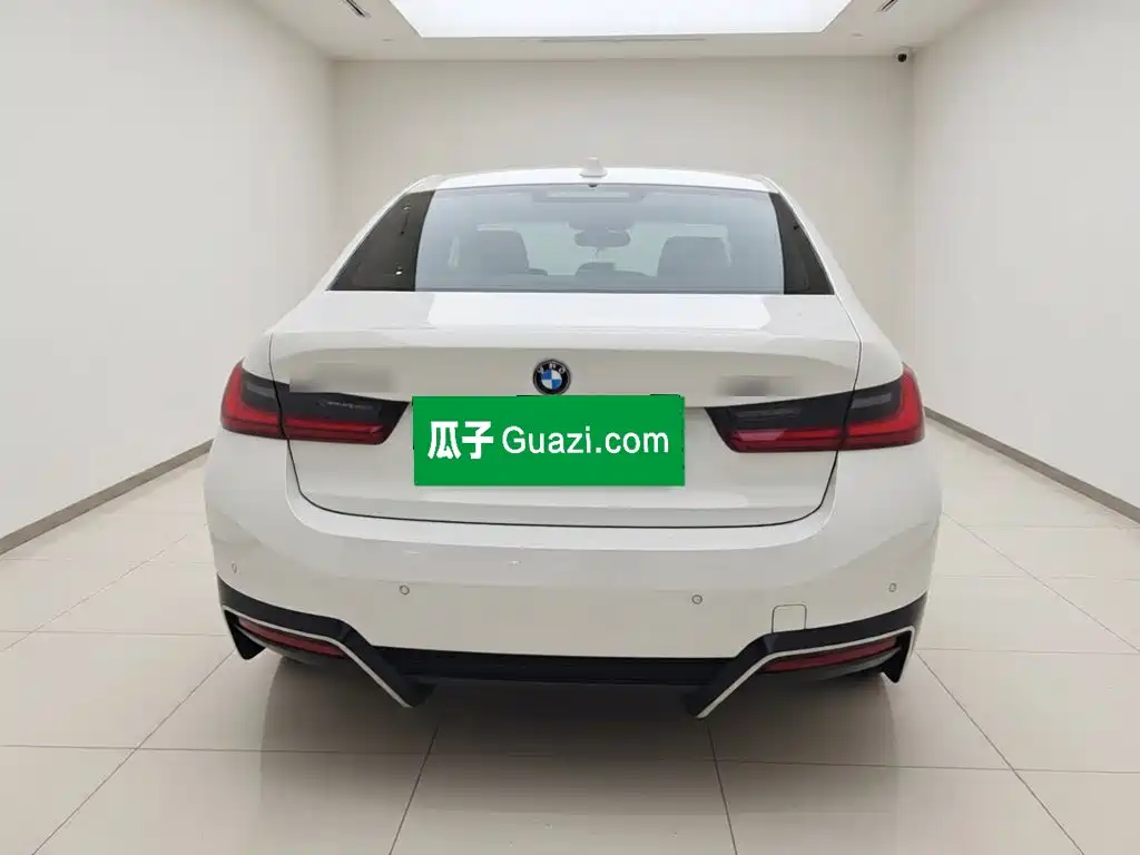 BMW i3 2024